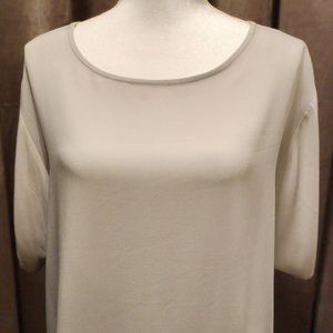 Eileen Fisher 100% Silk Short Sleeve Travel Shirt | Women | Medium/Large (2)